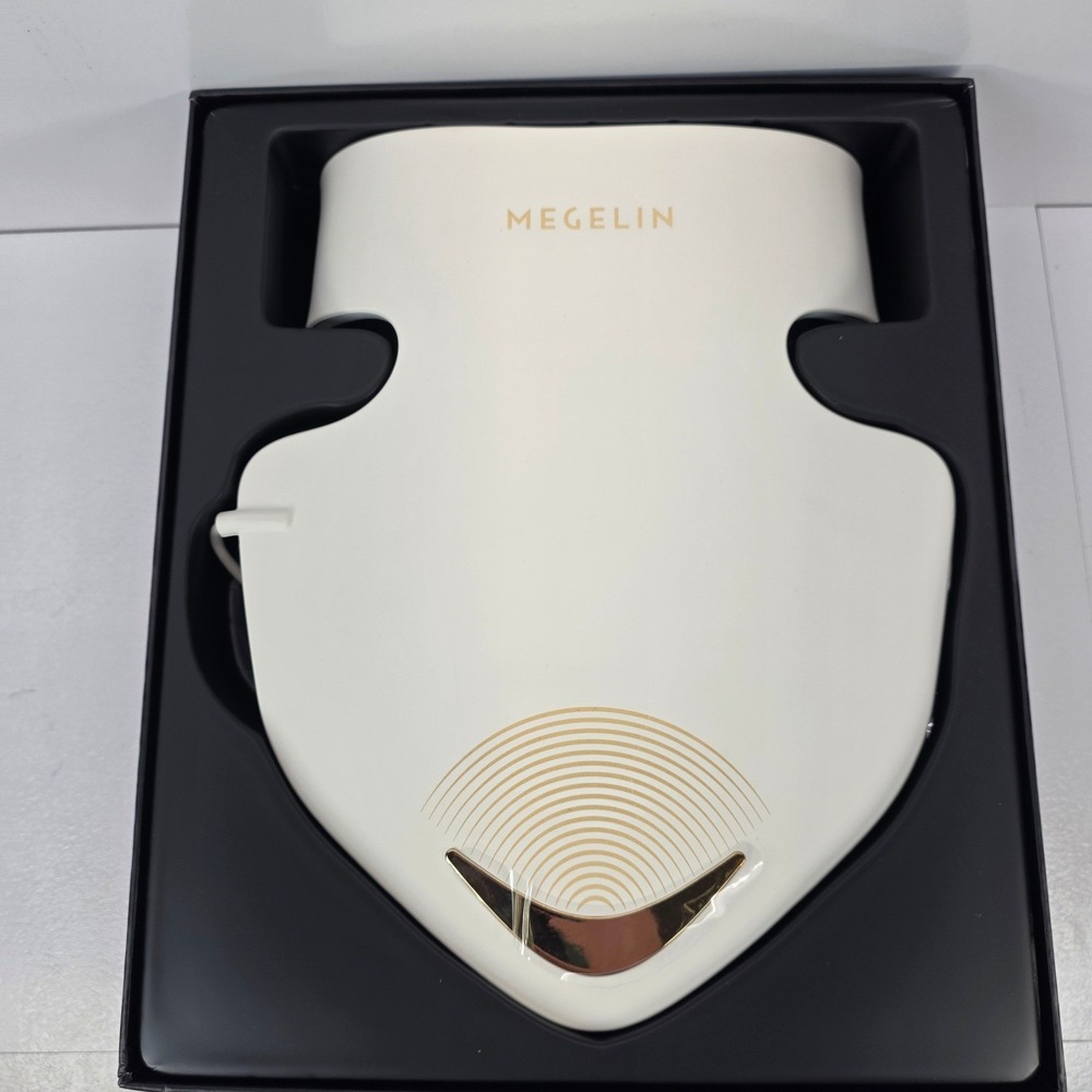 Megelin LED Light Therapy Mask Neck Chest Model 2540 White Gold Rechargeable New